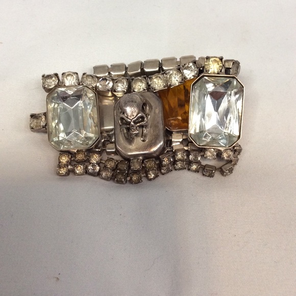 VINTAGE METAL SKULL ORANGE RHINESTONE BRACELET - Picture 8 of 12